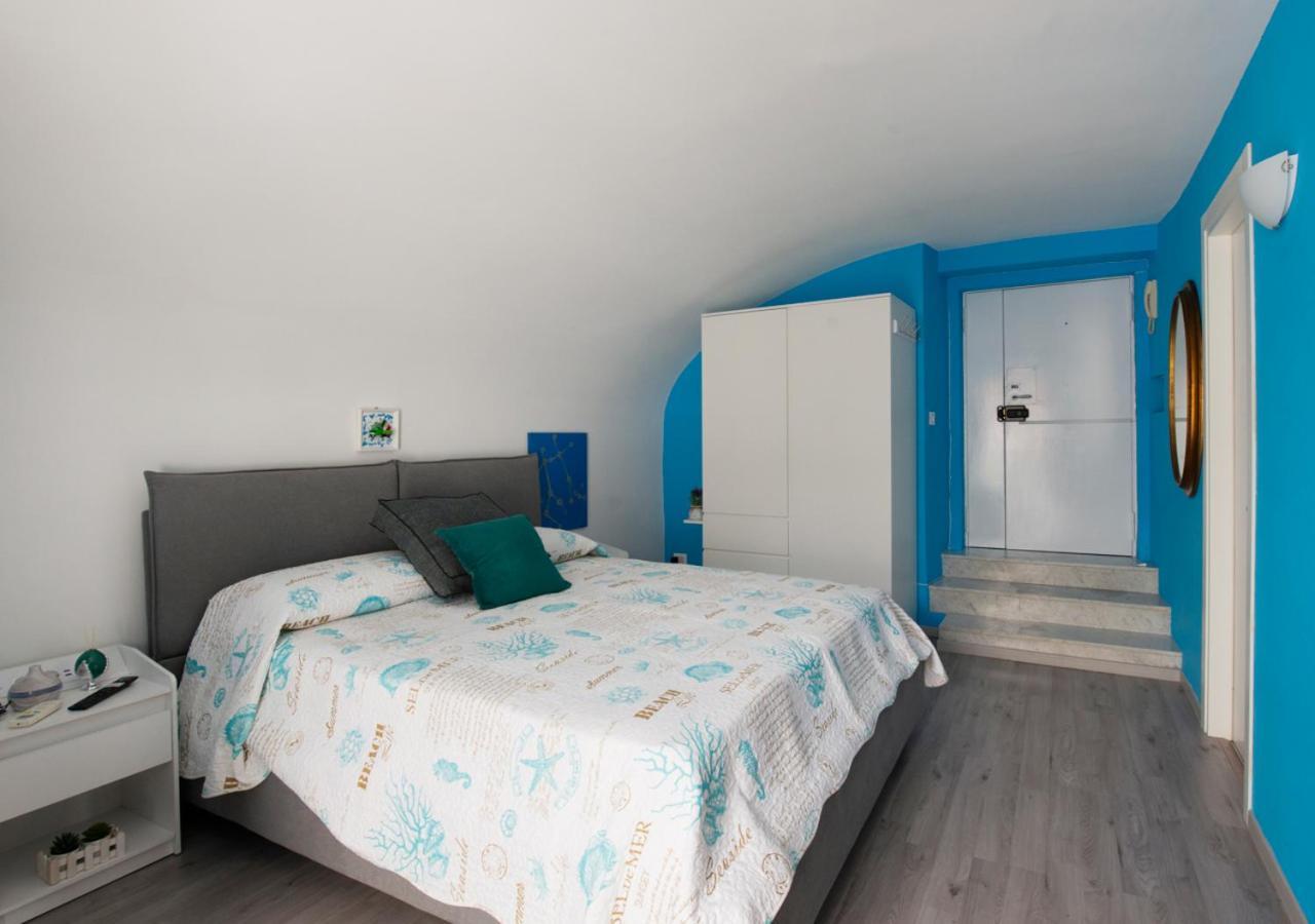 Blue Twins Holiday House Napoli Eksteriør billede